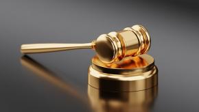 gavel judgement decide gold